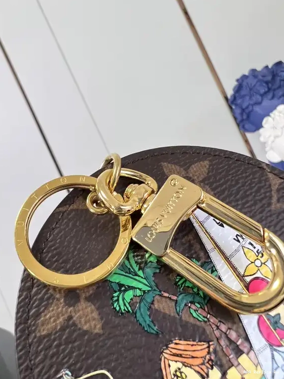 AAA Pruses Bags LOUIS Holder Skate And Key Ice VUITTON Bag Charm Illustre 0626